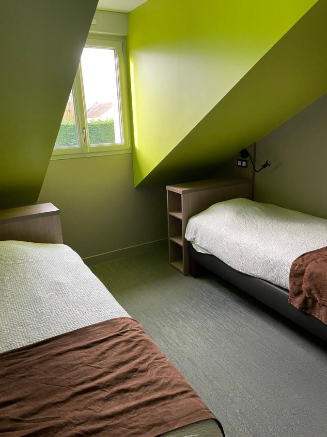 Jum'hotel Saints-Geosmes Exteriér fotografie